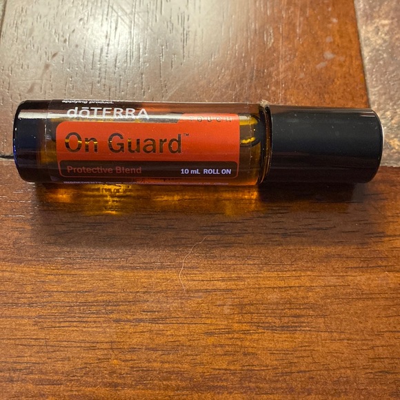 🆕 dōTERRA On Guard touch roll on essential oil x02/2025 sealed - Picture 2 of 6